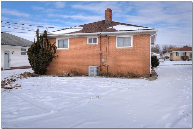 Foto del edificio - 14608 Wheeler Rd