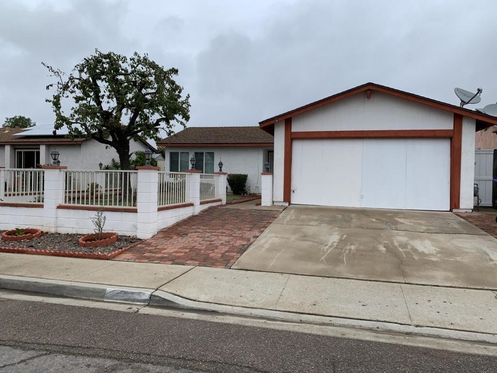 Foto principal - 8656 Frobisher St