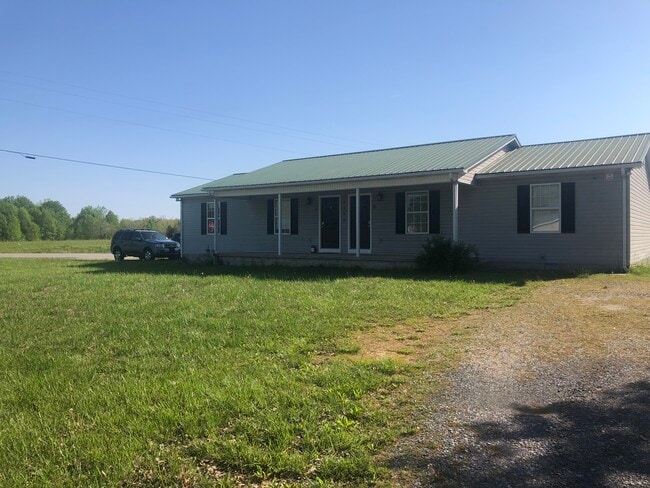 Building Photo - 1750 Quinland Lake Rd