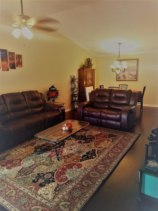 Foto del edificio - 4540 Amherst Cir