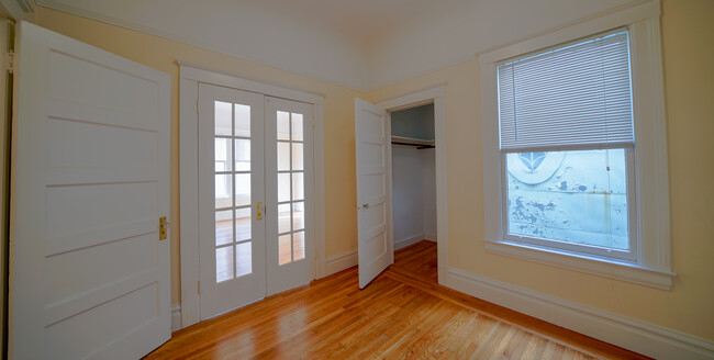 Building Photo - 768 9th Ave
