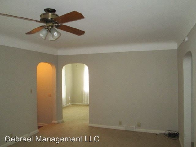 Foto del edificio - 2 br, 1 bath House - 2208 Windemere Ave.
