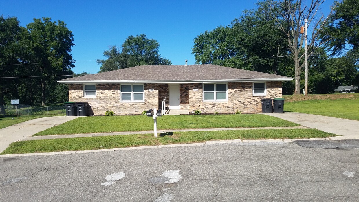 2188 Gina St, Portage, IN 46368 Townhome Rentals in Portage IN