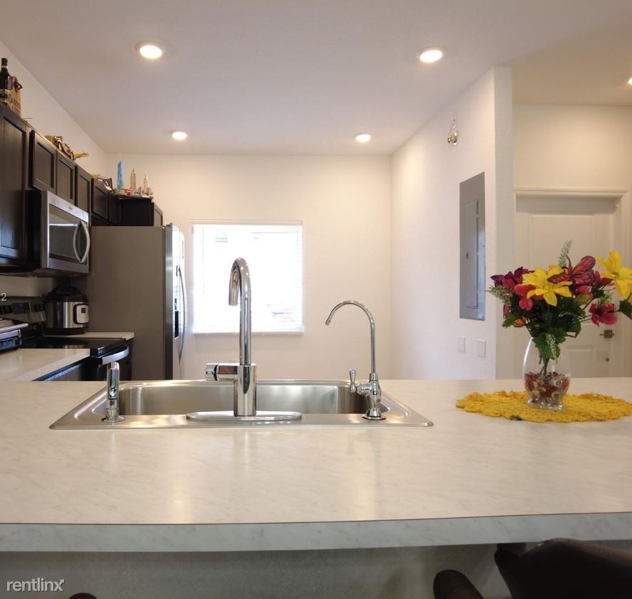Building Photo - 3 br, 2.5 bath House - 2819 NW 181st St
