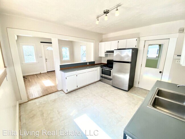 Building Photo - 1 br, 1 bath House - 7334 21st Ave NW