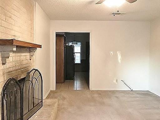 Building Photo - 2213 Vanderbilt Ct