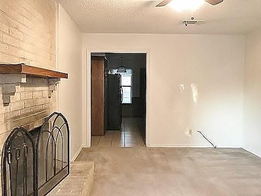 Foto del edificio - 2213 Vanderbilt Ct