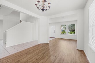 Building Photo - 5818 La Crema