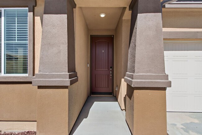 Building Photo - 19215 Horseshoe Bnd Rd