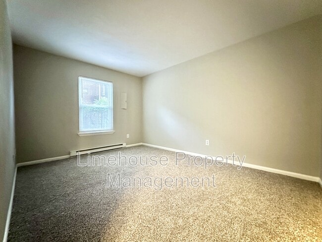 Building Photo - 9117 Chesapeake Blvd