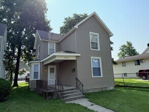Building Photo - 3209 S Harrison St