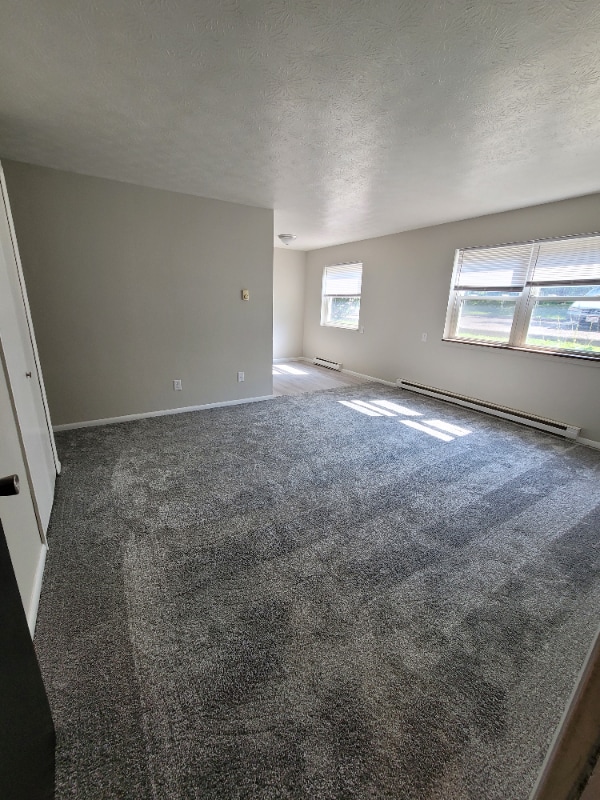 Foto del edificio - 1819 Miles Ave NW