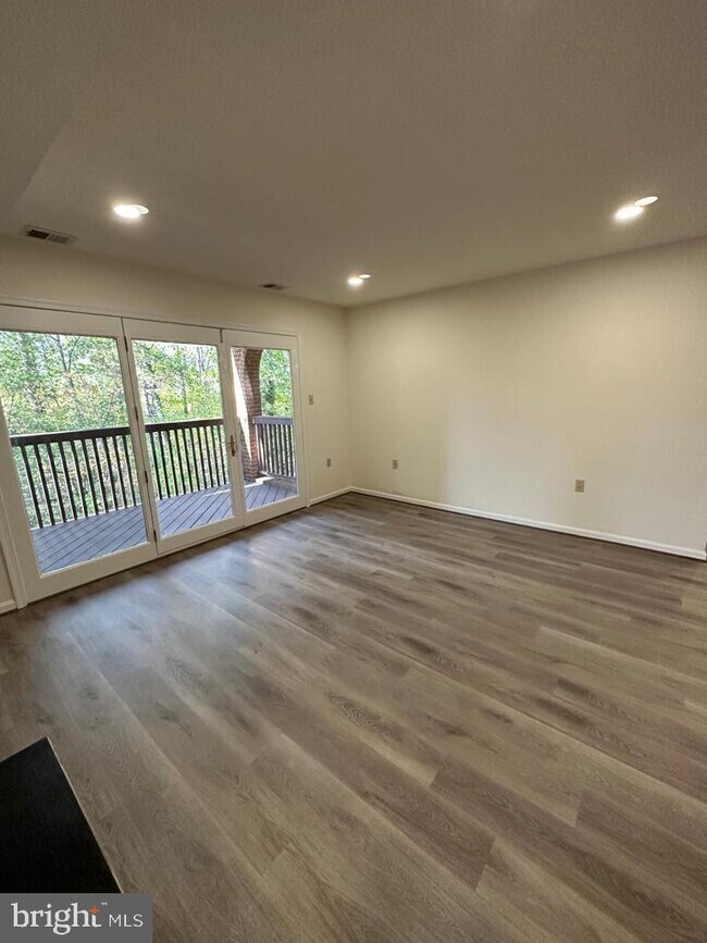 Foto del edificio - 9947 Grapewood Ct