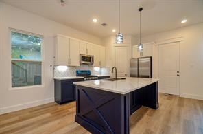 Building Photo - 19115 Sears Dr