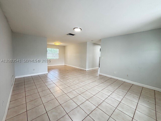 Foto del edificio - 6241 SW 8th St