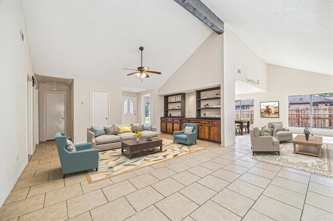 Building Photo - 2302 Bright Meadows Dr