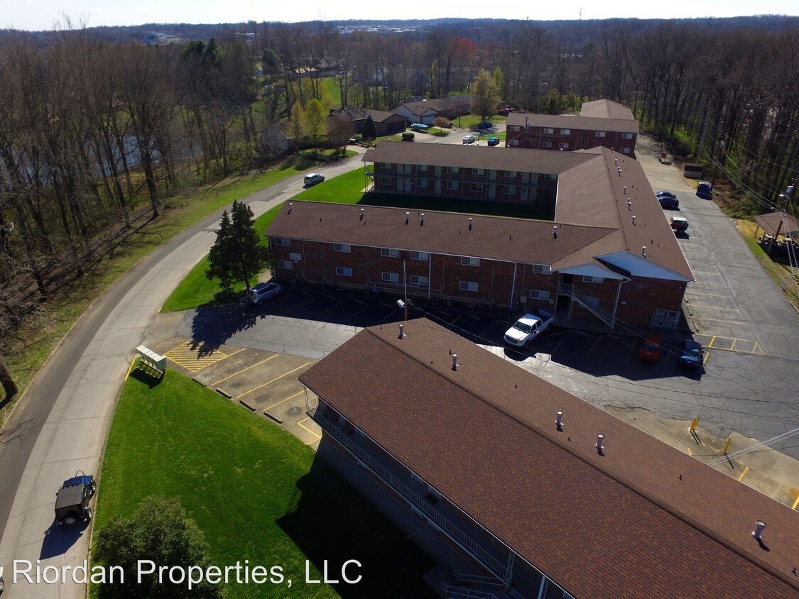 Primary Photo - 1032 Western Hills Dr