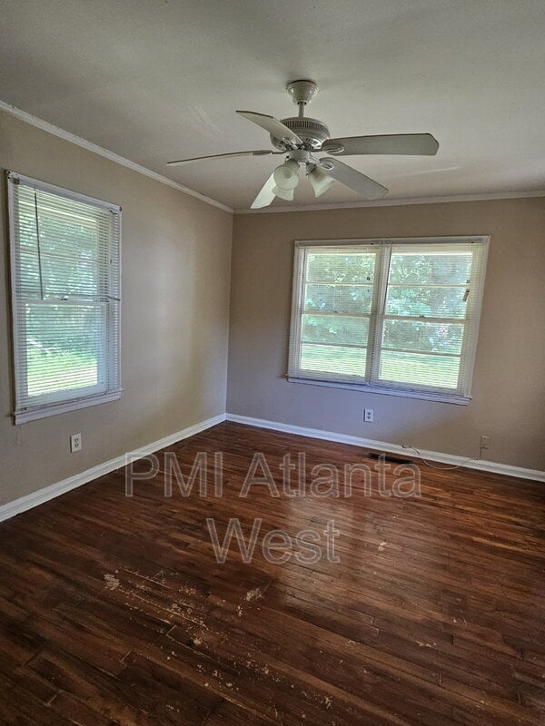 Foto del edificio - 418 Thaxton Dr SE