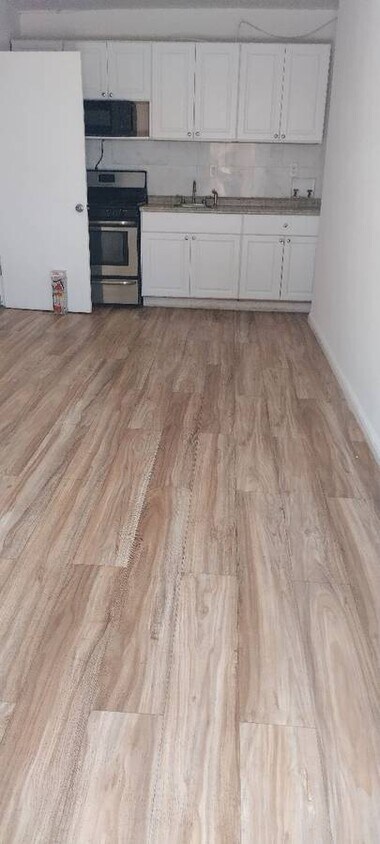 Foto principal - 15163 Cerezo Rd