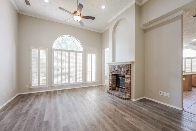 Building Photo - 440 Saddle Head Dr