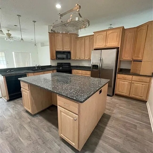 Foto del edificio - 568 Marshview Dr