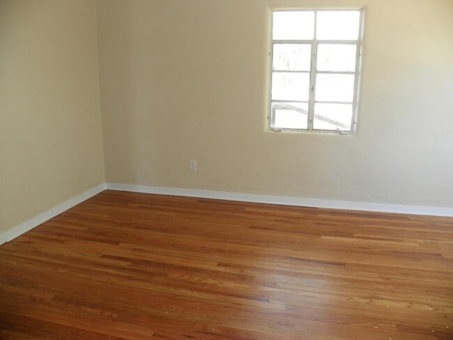 Foto del edificio - 522 14th St NW