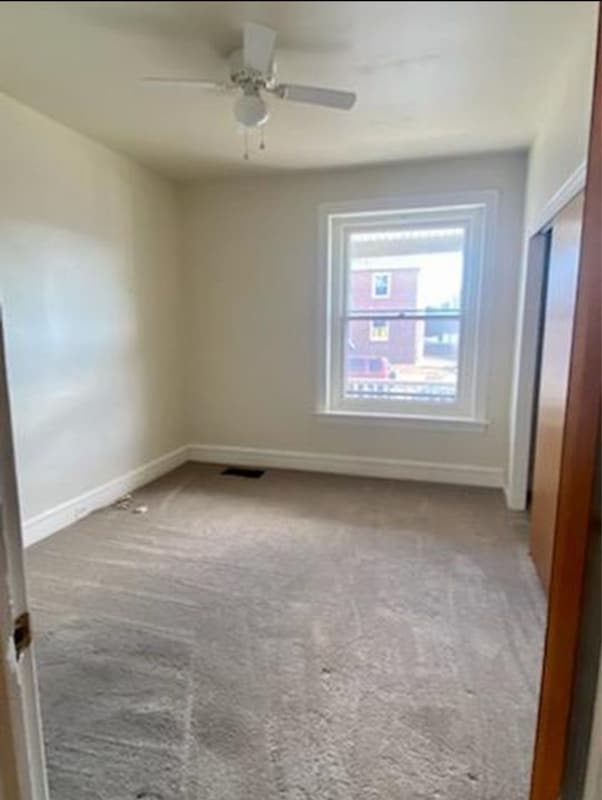 Building Photo - 243 Noble St