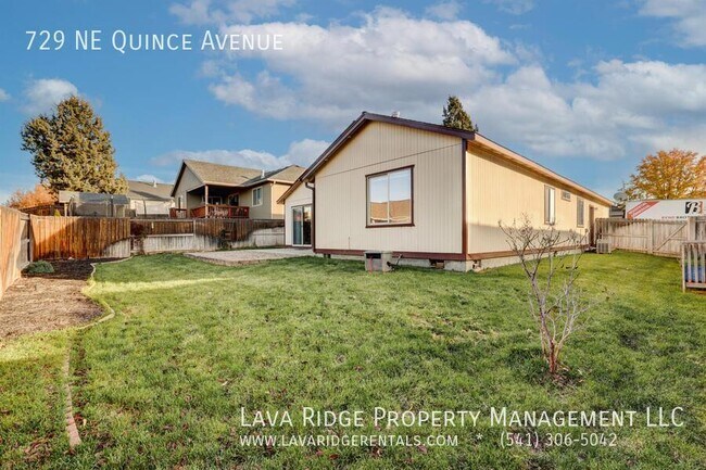 Building Photo - 729 NE Quince Ave