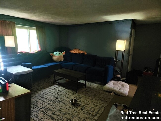 Building Photo - 14 Bryon Rd