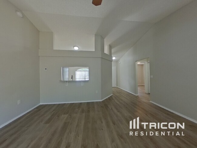 Building Photo - 1743 Covey Court Kissimmee FL