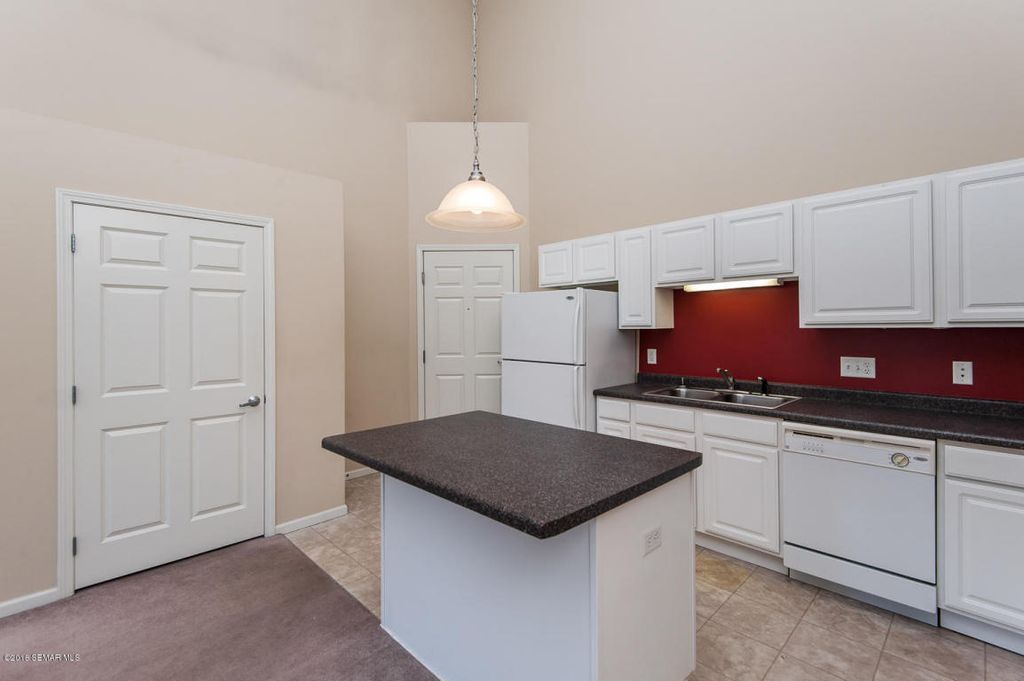 Foto principal - 2022 29th Pl NW