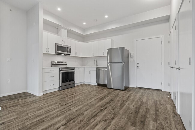 Photo du bâtiment - 46060-46060 Mellard Ave