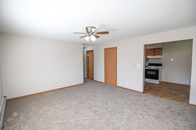 Building Photo - Terrace Heights 2 Bedroom