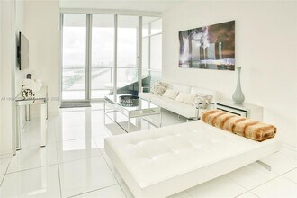 Building Photo - 1100 Biscayne Blvd