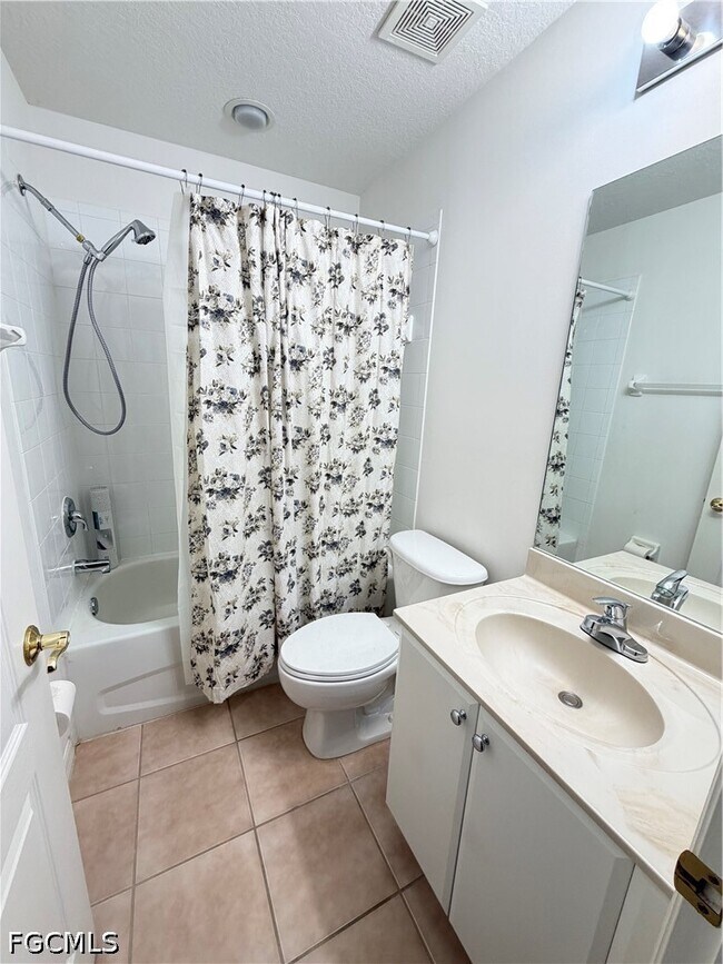 Foto del edificio - 8541 Athena Ct