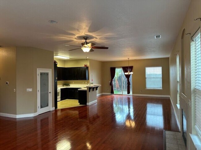 Building Photo - Coming Soon Atwater 4 Bedroom Single Story...