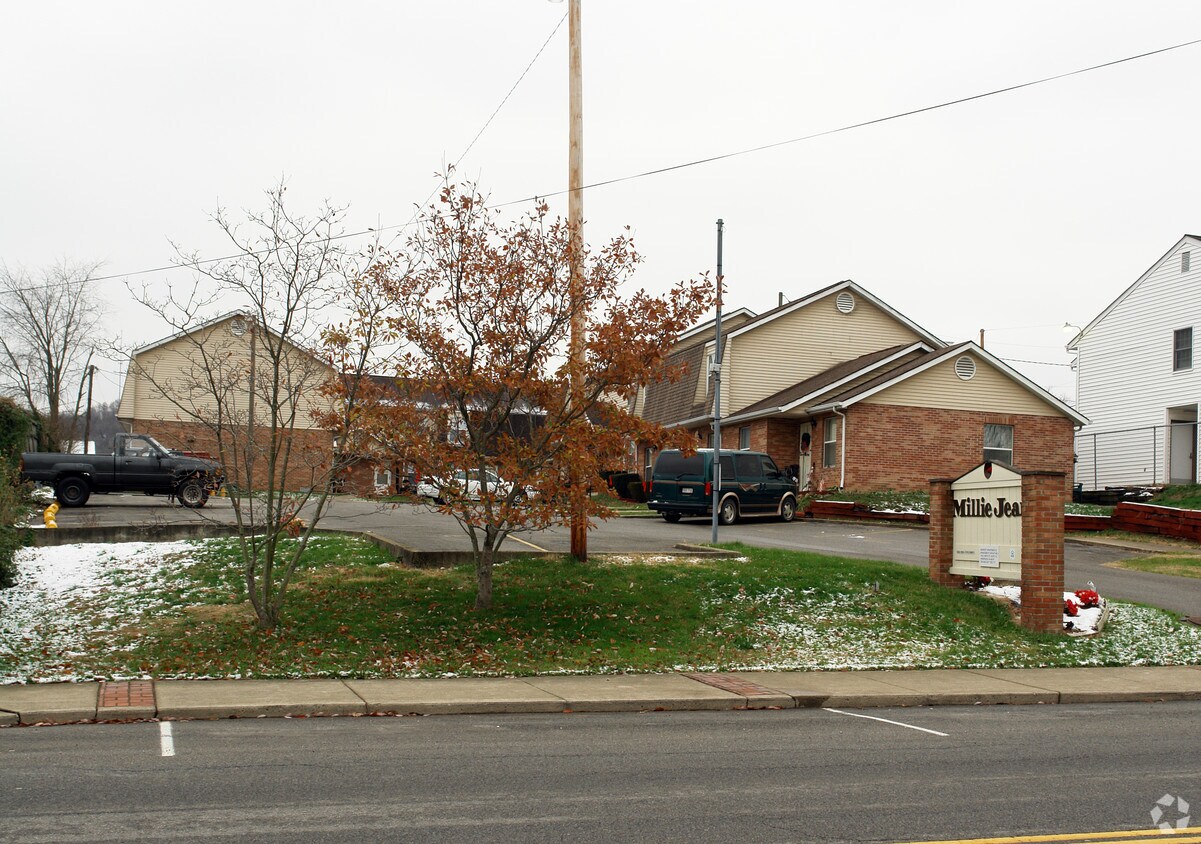 748 Main St, Barboursville, WV 25504 Apartments in Barboursville, WV