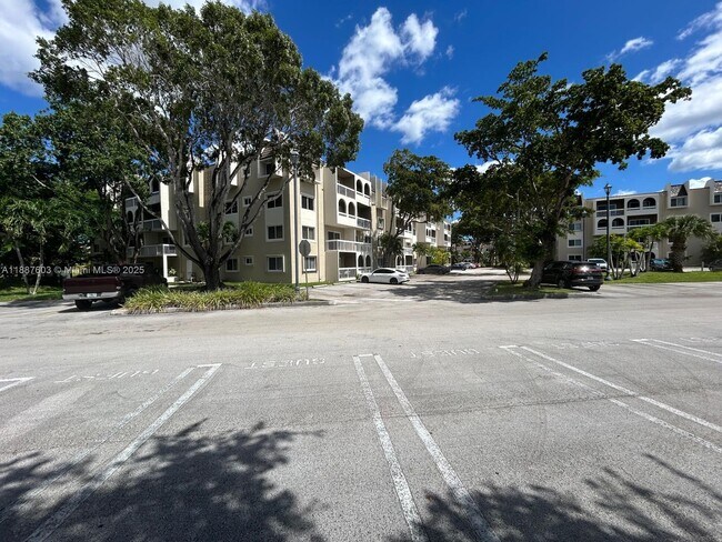 Foto del edificio - 7850 Camino Real