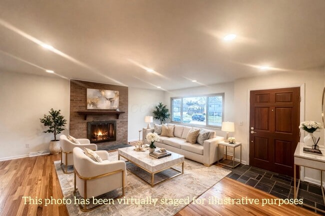 Building Photo - 3640 Tillbury Ave