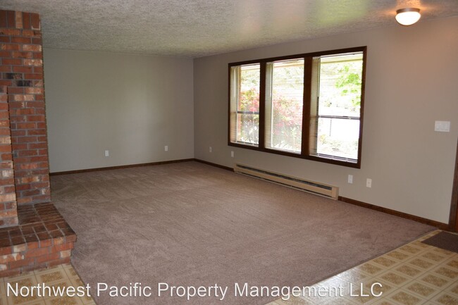 Foto del edificio - 4 br, 2.5 bath House - 4622 Bradford Loop SE