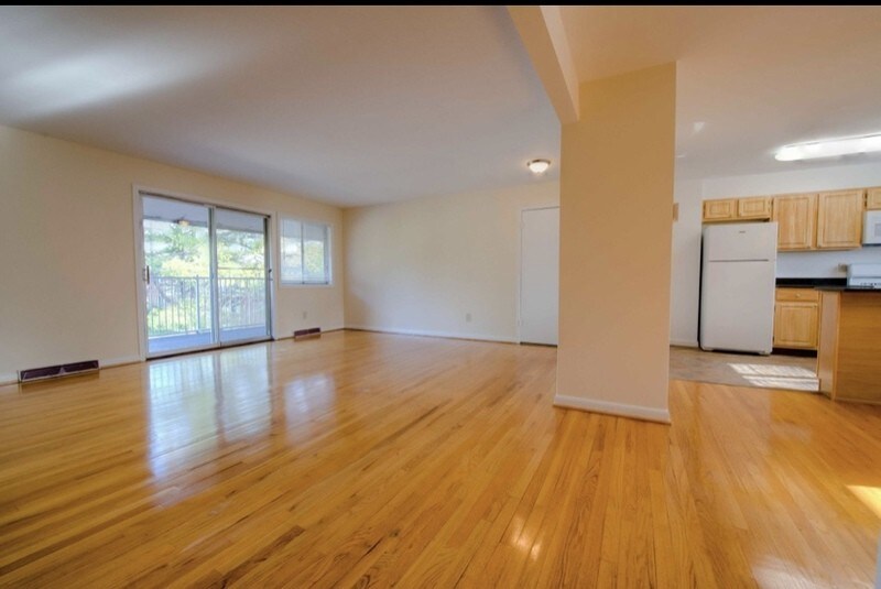 Foto principal - 6113 Berkeley Ave