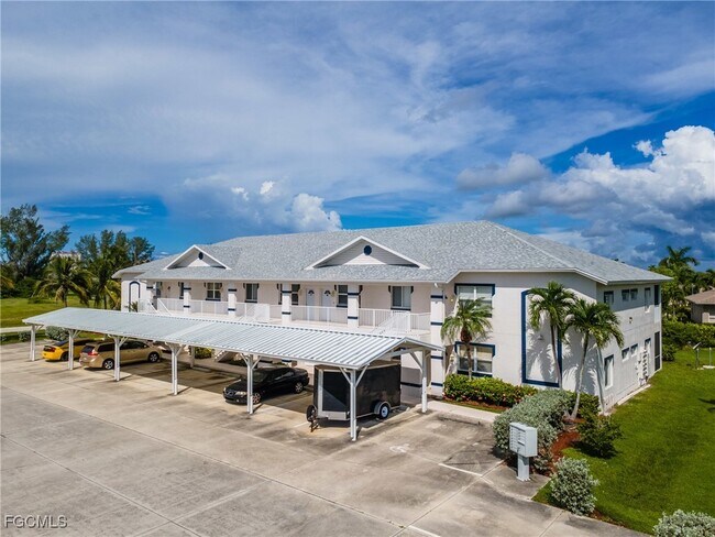 Foto del edificio - 5612 Rose Garden Rd