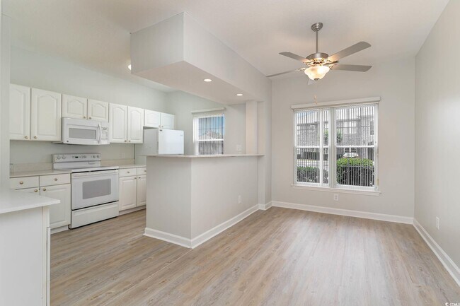Building Photo - 500 Willow Green Dr