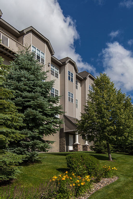 Building Photo - Lake Susan Apartments