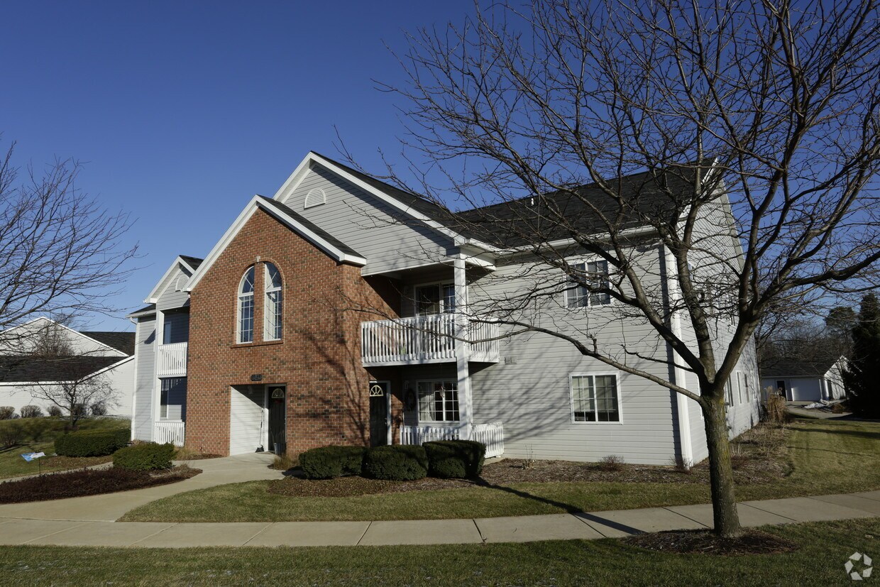 Foto del edificio - Locust Hill Apartments