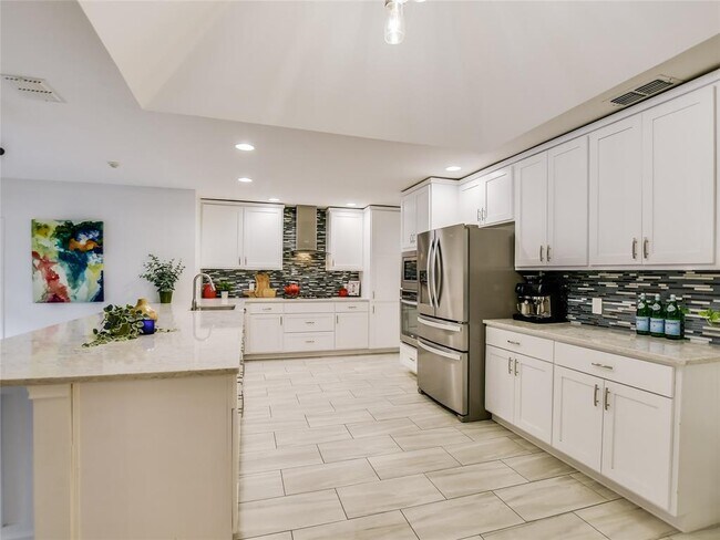 Building Photo - 7003 Cassye Cove