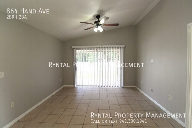 Foto del edificio - 864 Hand Ave