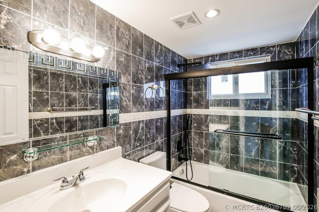 Foto del edificio - 6545 SW 29th St