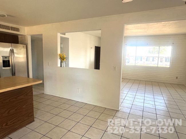 Photo - 2328 W Las Lomitas House