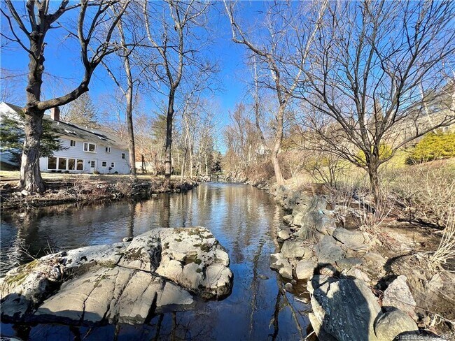 Building Photo - 30 Riversville Rd